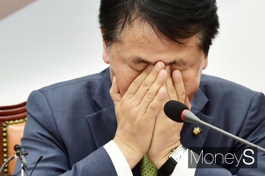 [머니S포토] 아!... 힘들었던 상황 떠올린 김관영