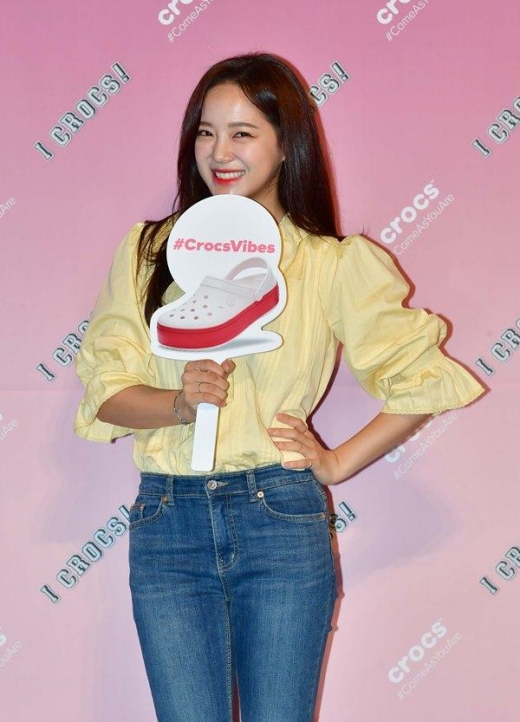 [★패션] 김세정, 개나리 꽃 같은 상큼한 캐주얼룩