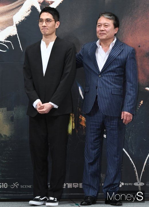 [머니S포토] 엄태구·천호진 '선과 악'