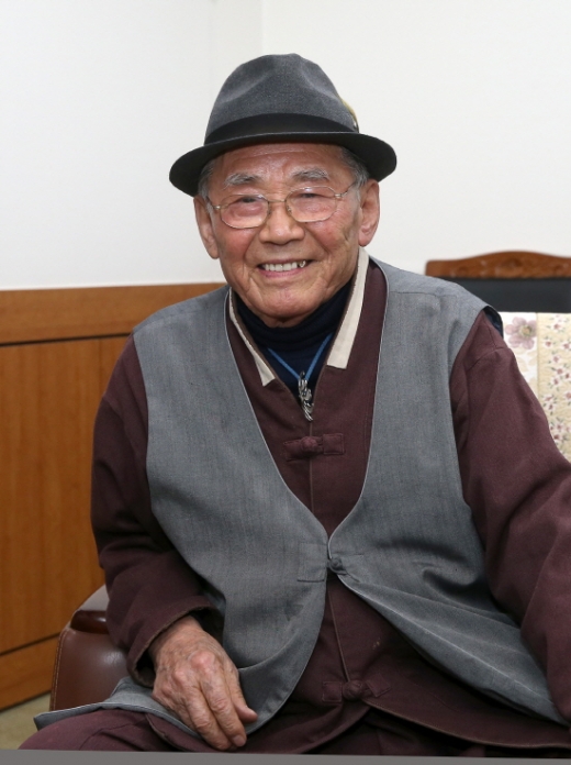 김해시문화상 수상자에 선정된 벽암 허한주씨./사진제공=김해시