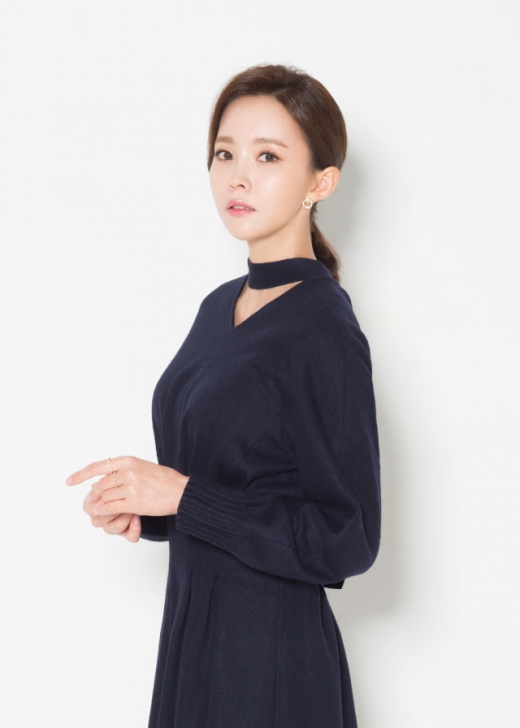 ©큐로홀딩스 매니지먼트