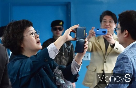 [머니S포토] JSA 남측 개방, 눈으로 보고 사진으로 담고