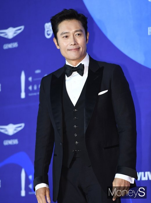[머니S포토] 이병헌, 여유 넘치는 미소