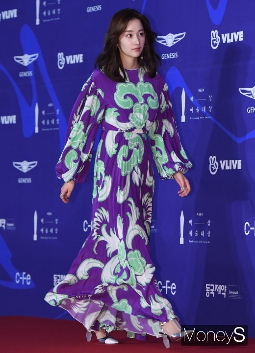 [머니S포토] '백상예술대상' 전종서, 묘하게 끌리는 미모