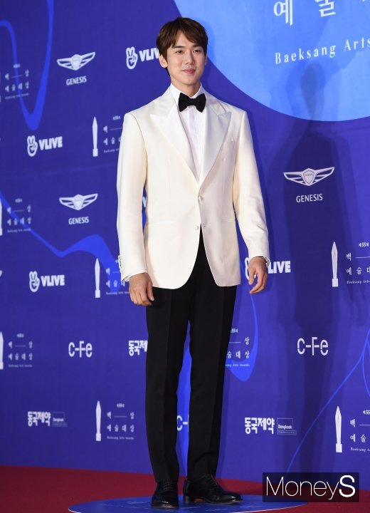 [머니S포토] 유연석, 만찢남의 정석