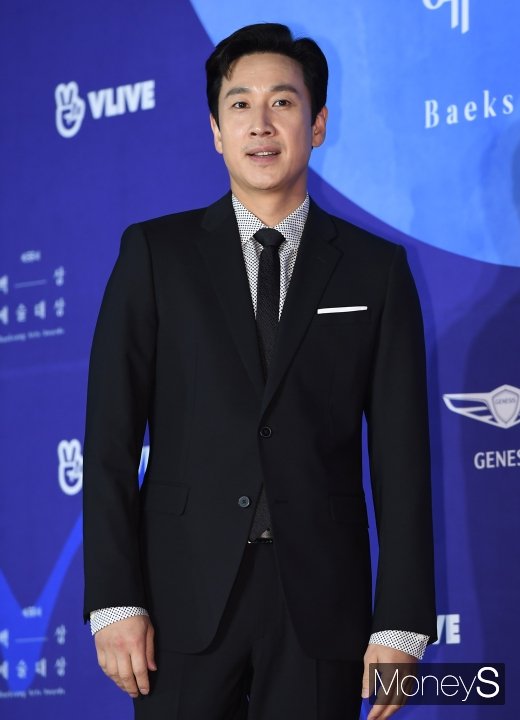 [머니S포토] 이선균, 달달한 미소