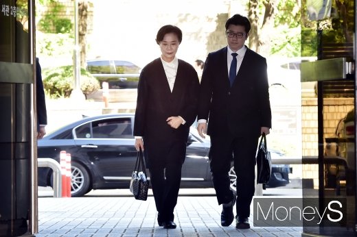 [머니S포토] 한진가 이명희, 가사도우미 불법 고용 사실일까?