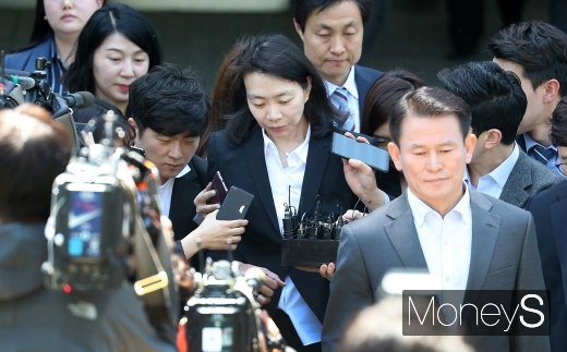 [머니S포토] 출입국관리법 위반 혐의 조현아, 첫 공판 마치고 귀가