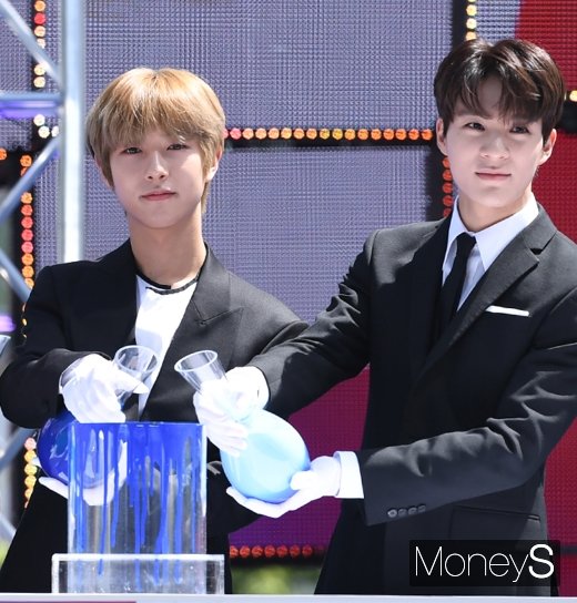 [머니S포토] NCT드림 런쥔·제노, 현실감 떨어지는 비주얼