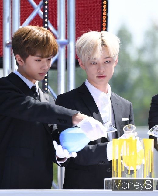[머니S포토] NCT드림 지성·천러, 소녀팬 사로잡는 비주얼
