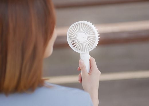 아트뮤, 휴대용 핸디선풍기 … 여름휴가 떠나기 전 챙겨야 할 필수 아이템