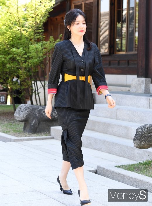 [머니S포토] 이영애 '현대판 황후'