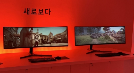 새로보다에 전시된 게이밍모니터 속 검은사막. /사진=펄어비스