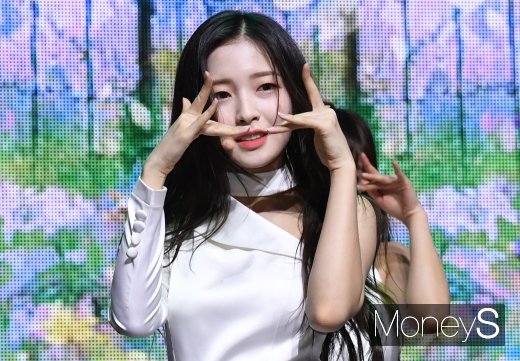 [머니S포토] 오마이걸 아린, 가릴 수 없는 예쁨