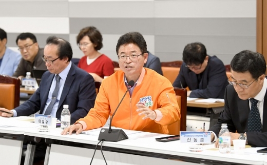 지난 8일 대구경북통합신공항추진단 첫 회의 개최 모습. /사진=경상북도 제공.