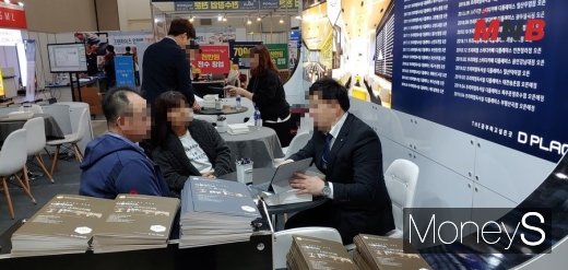 프랜차이즈 창업박람회 상담모습. 자료사진 (사진=강동완 기자)