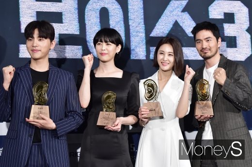 ▲ 김우석(왼쪽부터), 이하나, 손은서, 이진욱