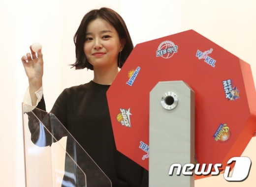 이향 아나운서가 품절녀 대열에 합류한다. /사진=뉴스1