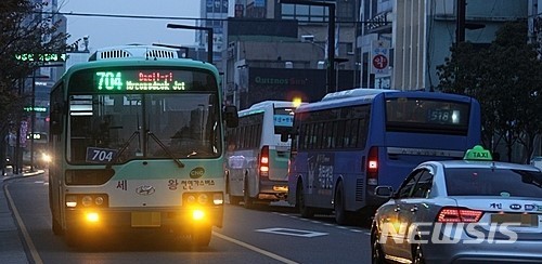 버스 파업. 대구 시내버스업체 노조가 오는 15일 총파업에 참여하기로 결정했다. /사진=뉴시스
