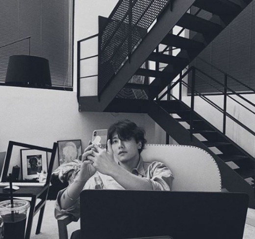 박효신. /사진=김이나 인스타그램 캡처