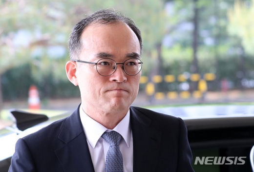 문무일 검찰총장의 뒤를 이어받을 차기 검찰총장 임명 절차가 시작됐다. /사진=뉴시스