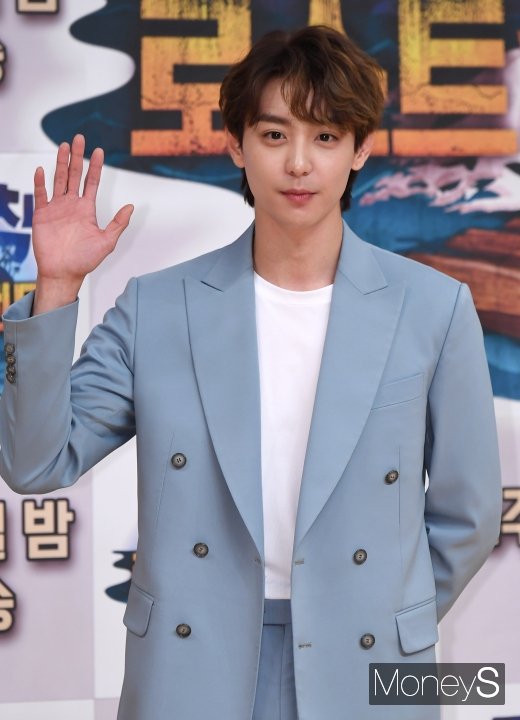 [머니S포토] 현우 '짙은 잘생김'