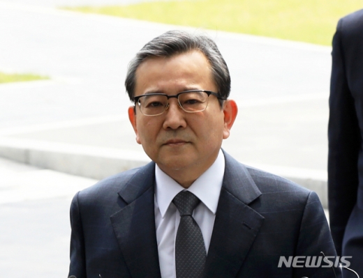 김학의 전 법무부 차관을 둘러싼 의혹을 수사 중인 검찰이 김 전 차관에게 구속 영장을 청구했다. /사진=뉴시스