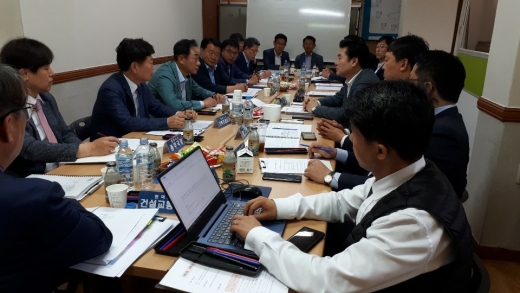 정장선 평택시장, 지역현안 해결 위한 국회의원 정책간담회 개최. / 사진제공=평택시