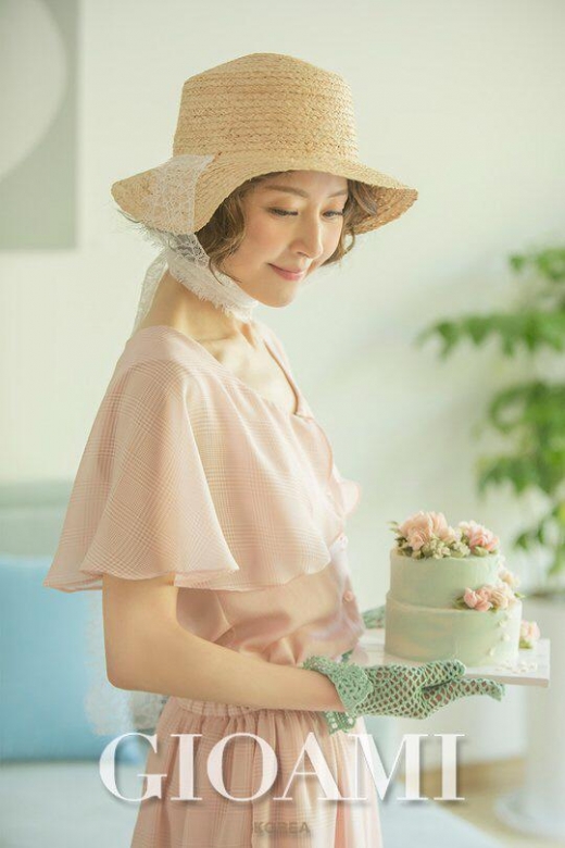 [★화보] 서정희, 로맨틱 심플 리조트룩… 