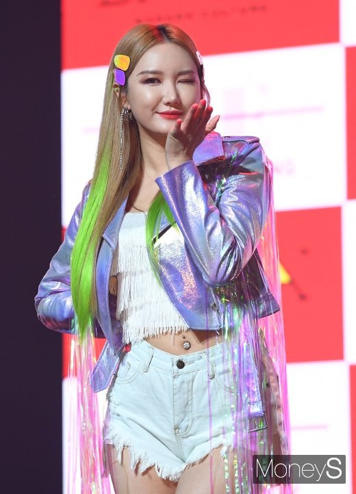 [머니S포토] EXID LE '섹시한 윙크 발사'