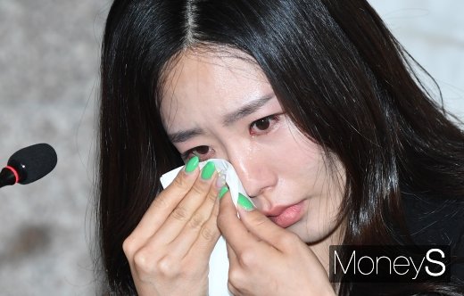 [머니S포토] '이상화 선수의 눈물'