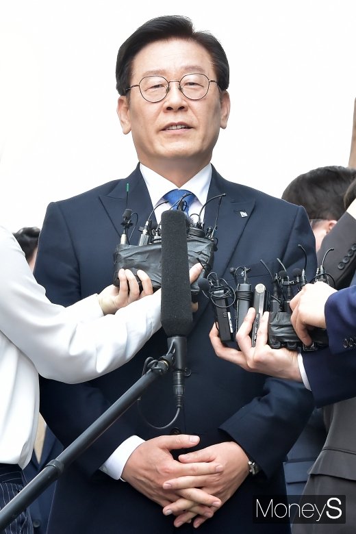 [머니S포토] 법원 선고에 운명 갈릴 이재명 경기지사