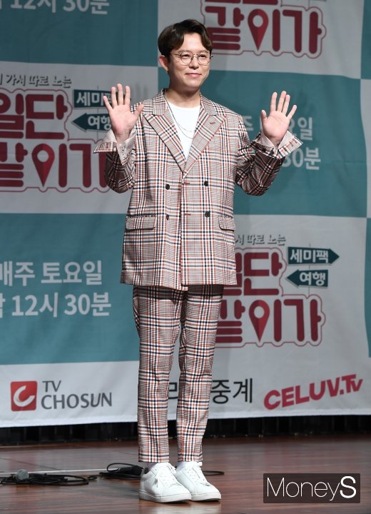 [머니S포토] 토니안, 작정하고 꾸민 패션