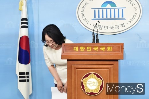 [머니S포토] 한센병 발언 논란 김현아, 대국민 사과