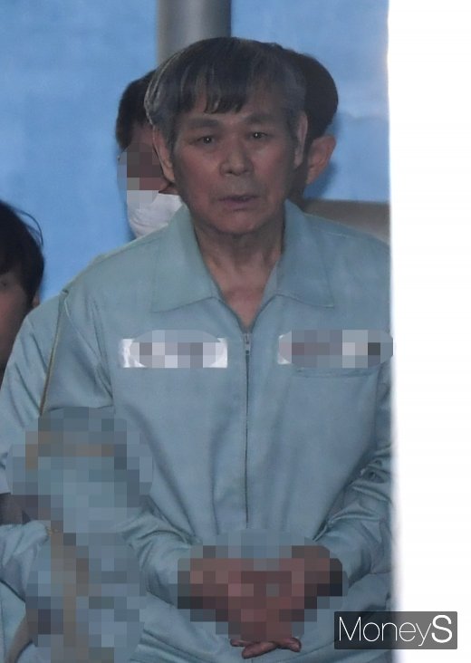 [머니S포토] '신도 성폭행' 이재록 목사, 항소심서 징역 16년