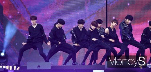 [머니S포토] '2019 드림콘서트' 티알씨엔지, 섹시한 남성미