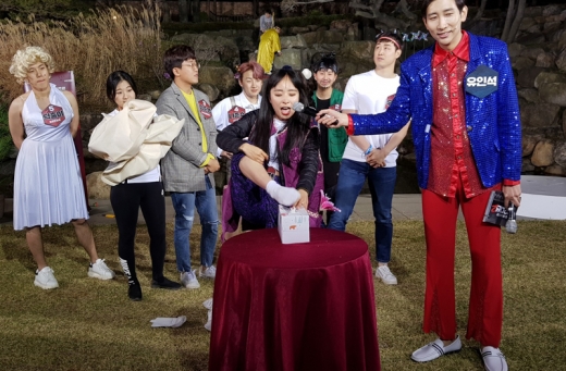 CJ오쇼핑 오디션 쇼크오디션2의 우승자 하효정씨의 방송 모습.