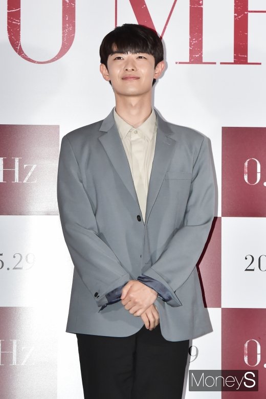 [머니S포토] 정원창, '다소 긴장된 포토타임'