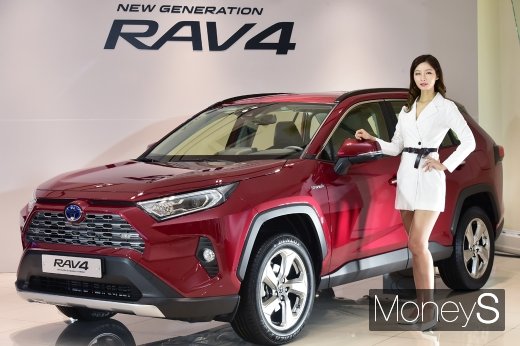 [머니S포토] 토요타 TNGA 플랫폼 적용한 신형 RAV4 출시