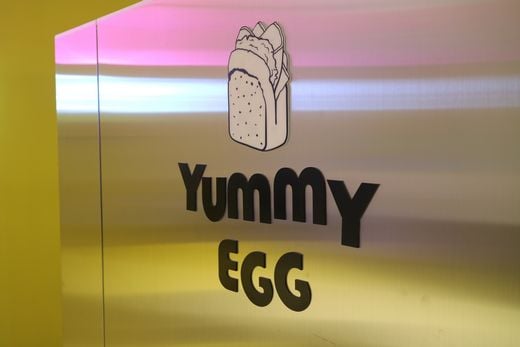 야미에그, “스크램블 토스트& 코코넛스무디”의 특별한 맛이 화제