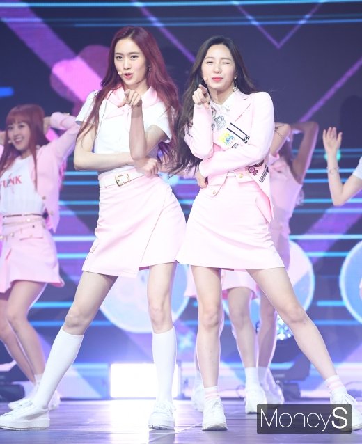 [머니S포토] 체리블렛 메이·지원, 눈부신 센터 비주얼