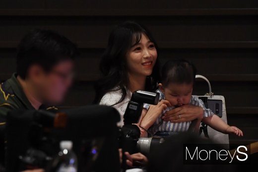 [머니S포토] 노지훈 아내 레이싱 모델 이은혜, 눈에 띄는 미모