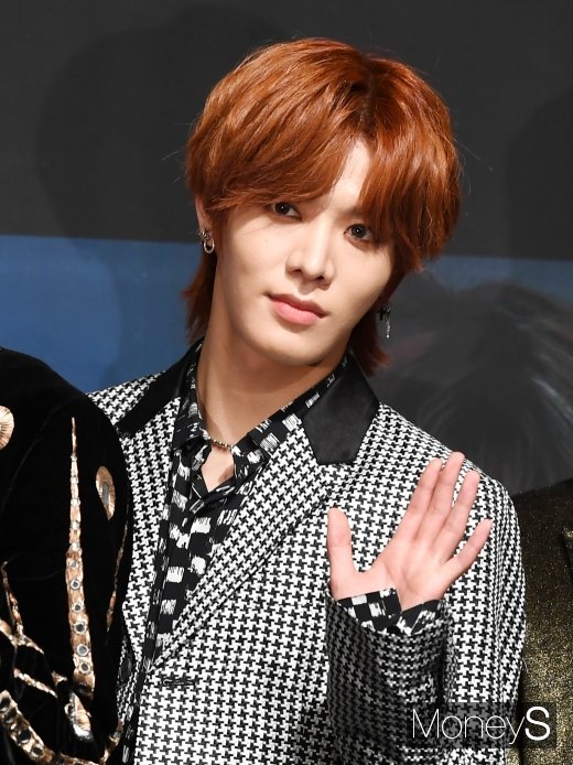 [머니S포토] NCT127 유타 '여심저격 눈빛'