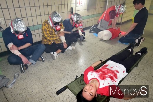[머니S포토] 2019 을지태극연습, 부상자 구호지원 및 심폐소생술 실시