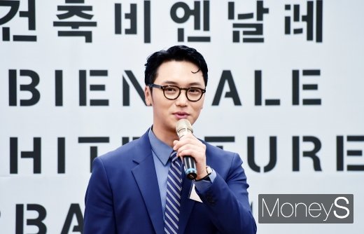 [머니S포토] D-100 서울비엔날레, 소감 전하는 홍보대사 변요한