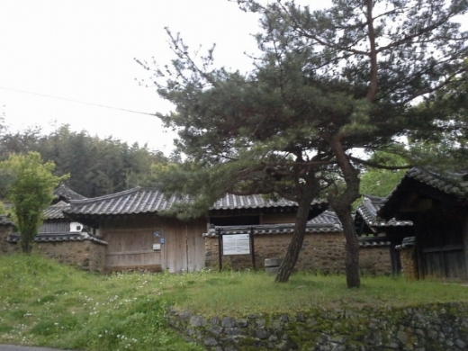 노상직 선생이 서간도에서 돌아와 밀양에서 후학들을 양성하던 곳인 자임서당(밀양시 단양면 무릉리)./사진제공=김해시