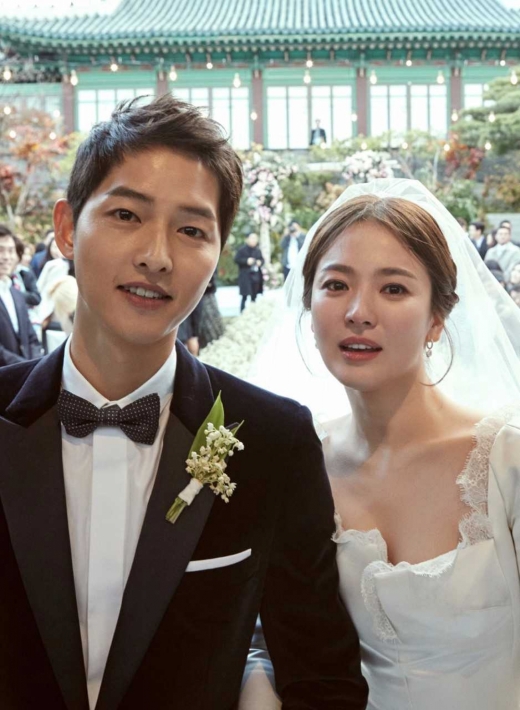 송중기(왼쪽)와 송혜교. /사진=블러썸엔터테인먼트