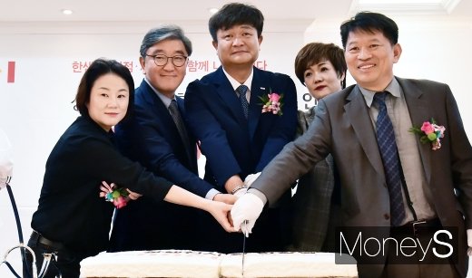 [머니S포토] 한샘, 상생형 리모델링 대형 쇼룸 오픈
