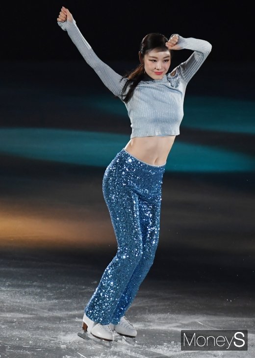 [머니S포토] 김연아 '신나는 댄스'