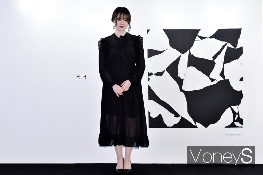 [머니S포토] 작가 구혜선, 적막한 포토타임